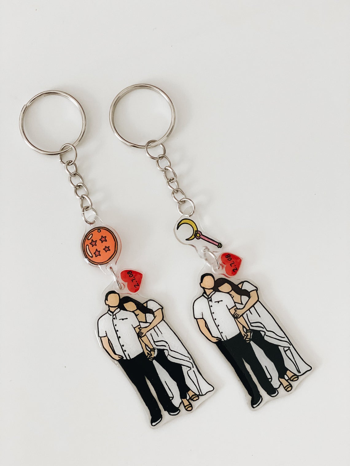Custom Portrait Keychain - Anniversary Gift/Long Distance Friendship/Family Memories/Furfriends/Bridesmaids Gift